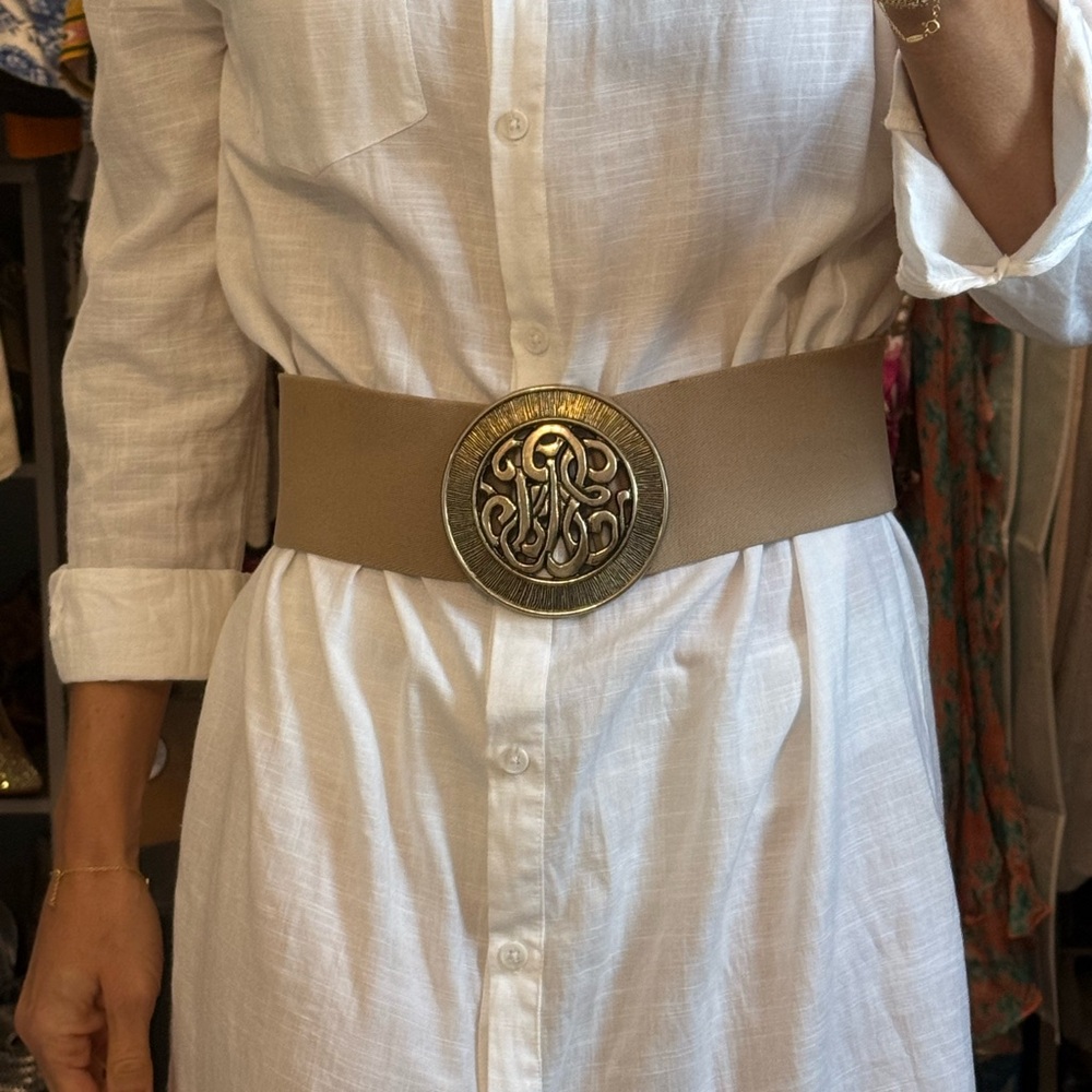 Vintage Wide Taupe Tan Elastic Waist Belt with Antique Gold Medallion